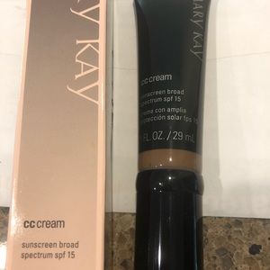 Mary Kay concealer with SPF 15- color very deep
